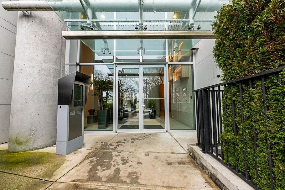 301 583 Beach Crescent Vancouver, BC - 31