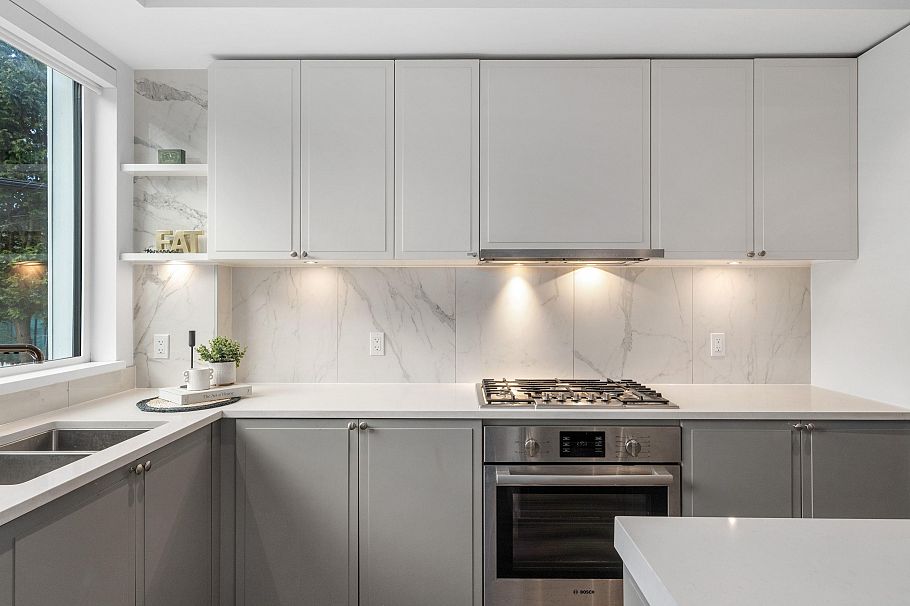 7623 Yukon Street Vancouver, BC - 8