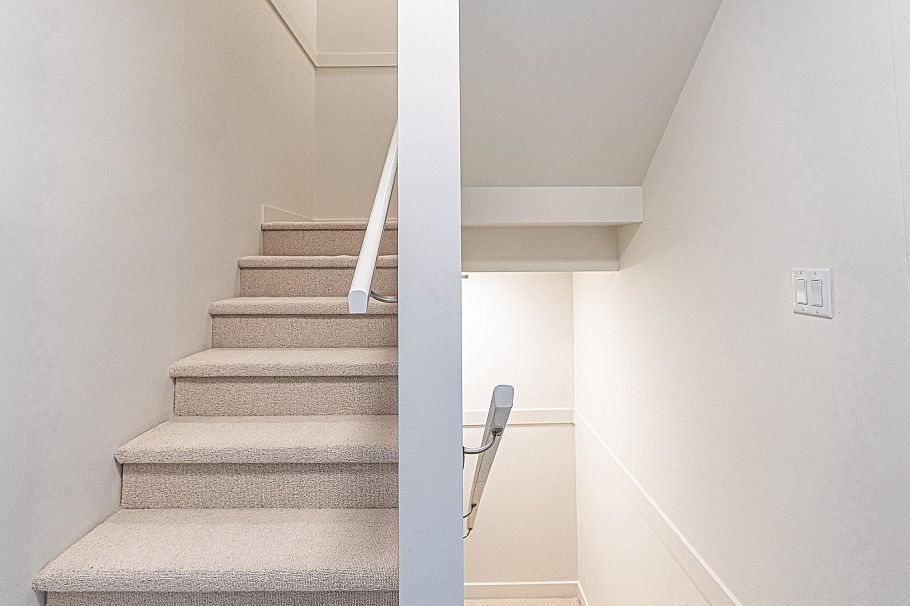 7903 Oak Street Vancouver, BC - 27