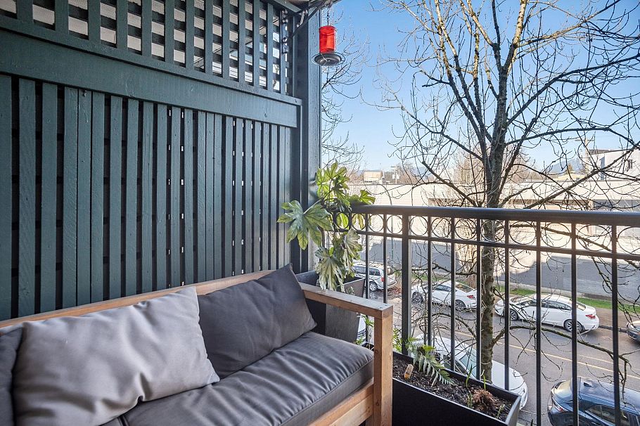 305 688 E 16th Avenue Vancouver, BC - 25