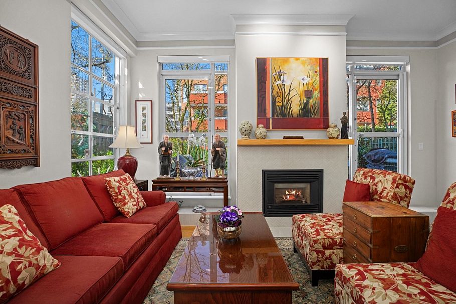 106 1928 Nelson Street Vancouver, BC - 2