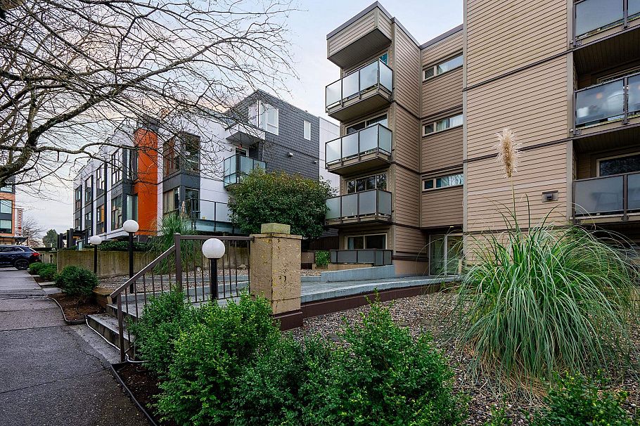 101 1864 Frances Street Vancouver, BC - 22