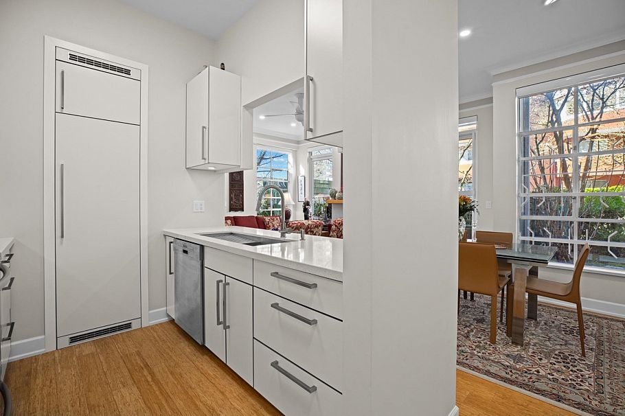 106 1928 Nelson Street Vancouver, BC - 9