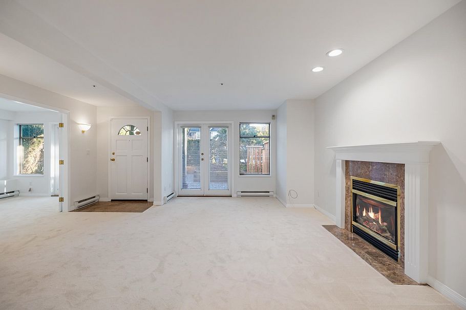 2723 W 1st Avenue Vancouver, BC - 20