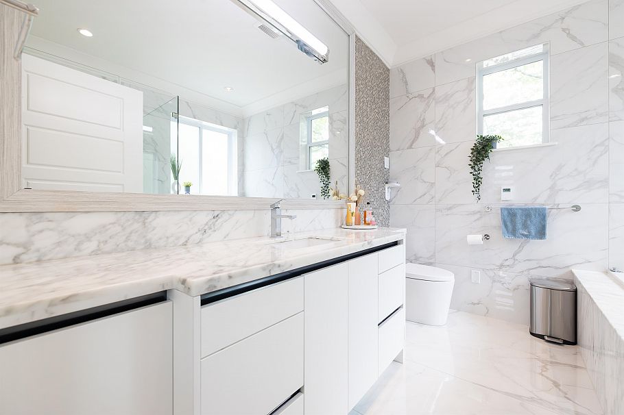 2388 E 2nd Avenue Vancouver, BC - 17