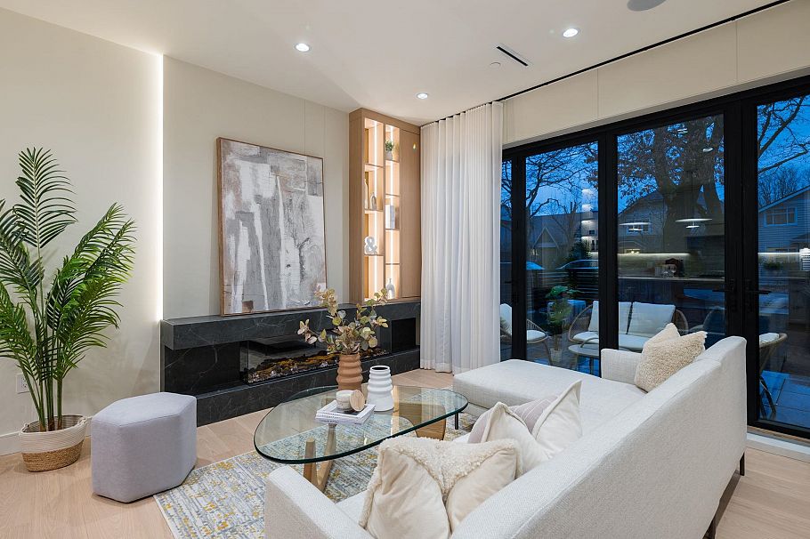 1 3036 W 13th Avenue Vancouver, BC - 33