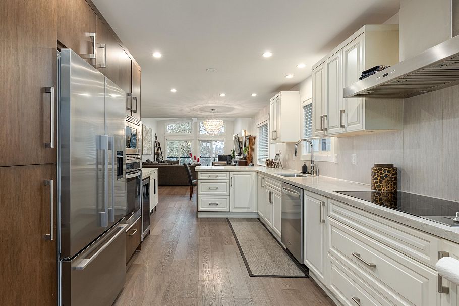 6360 Sophia Street Vancouver, BC - 10