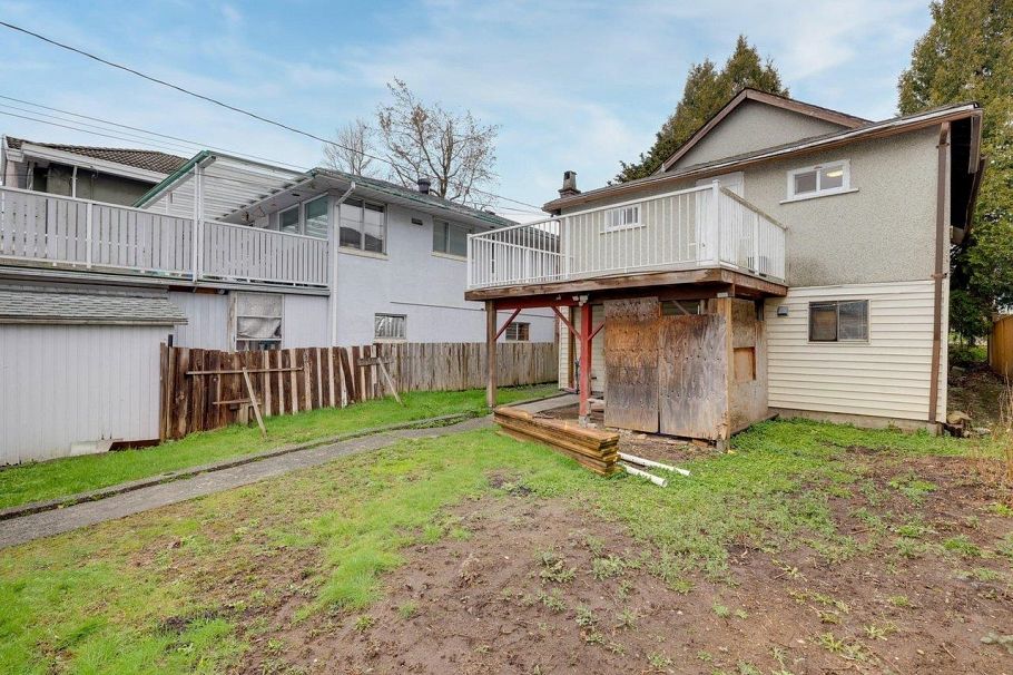 4168 Parker Street Burnaby, BC - 30