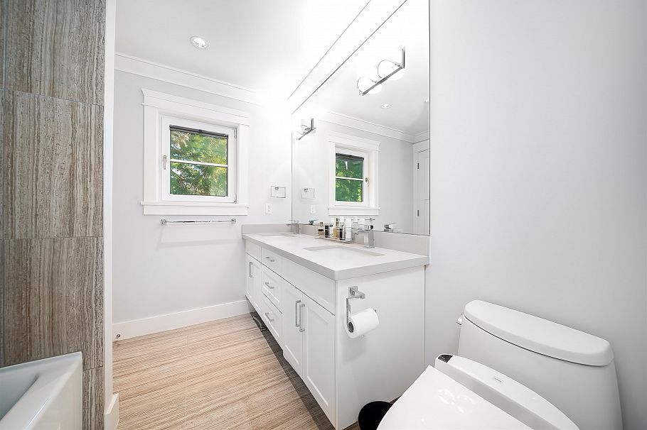 4333 Kevin Place Vancouver, BC - 35