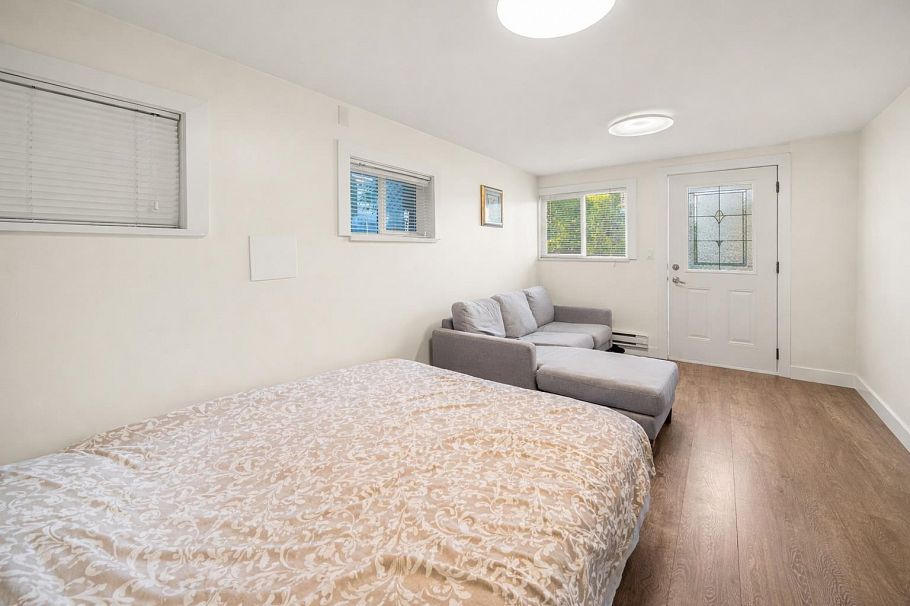 1436 Grand Boulevard North Vancouver, BC - 22