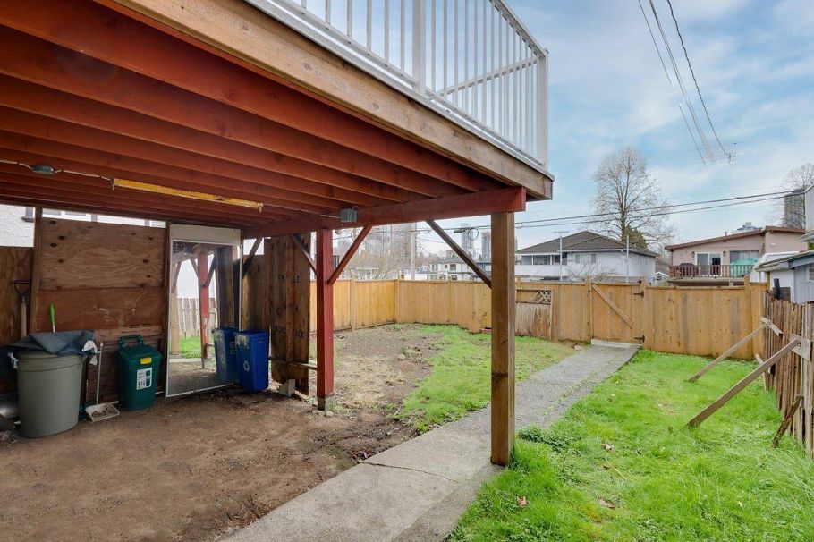 4168 Parker Street Burnaby, BC - 28