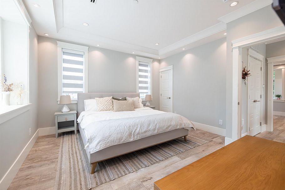 2388 E 2nd Avenue Vancouver, BC - 15