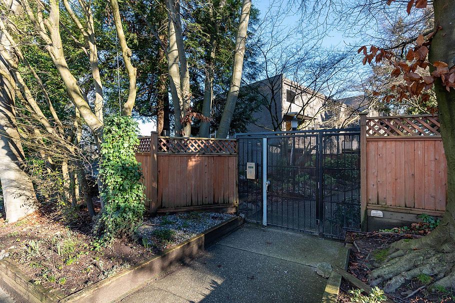 809 756 Great Northern Way Vancouver, BC - 18