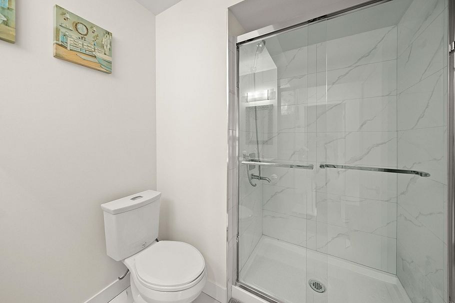 1436 Grand Boulevard North Vancouver, BC - 18