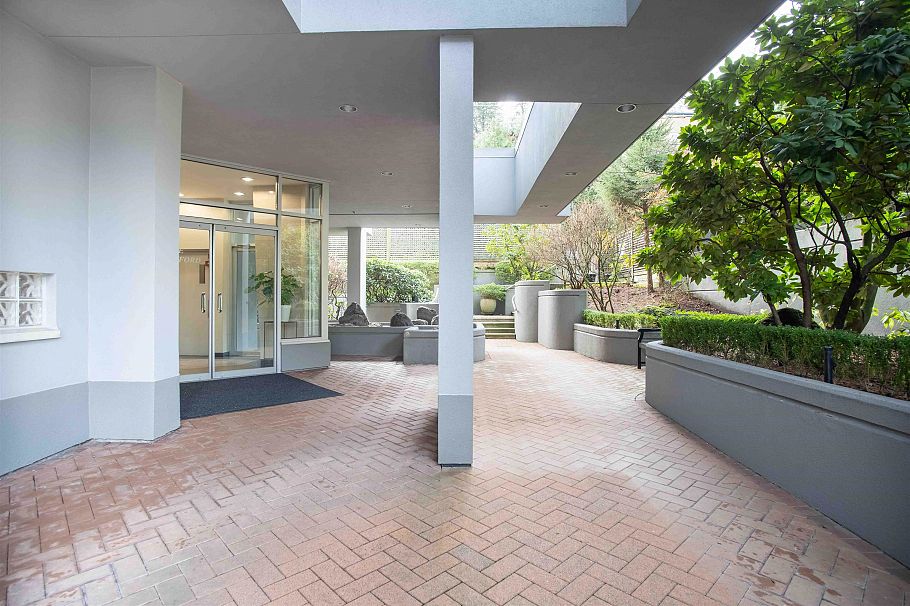 8 1350 W 14th Avenue Vancouver, BC - 37