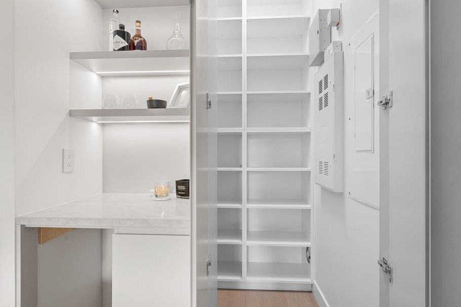 1 435 E 37th Avenue Vancouver, BC - 7