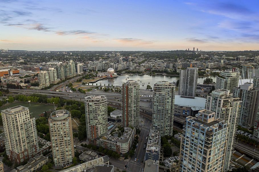 1802 688 Abbott Street Vancouver, BC - 1