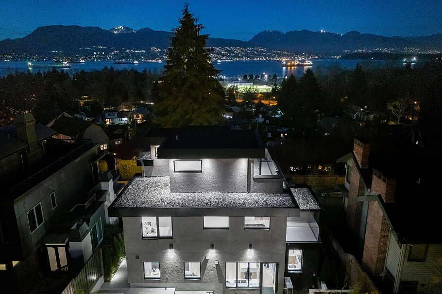 4346 Locarno Crescent Vancouver, BC - 39