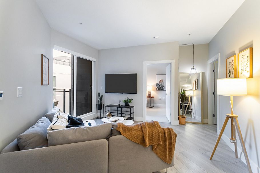 513 3588 Sawmill Crescent Vancouver, BC - 2