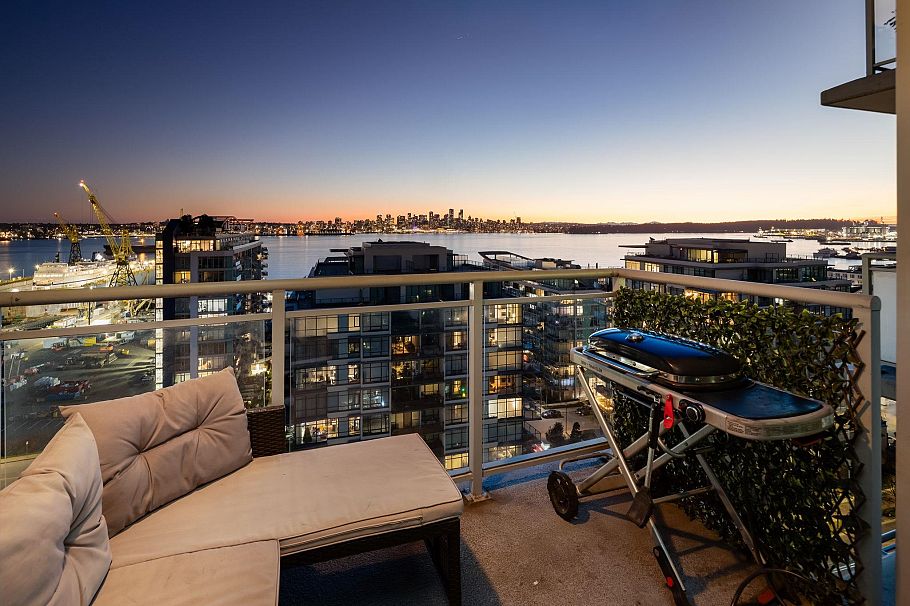 1603 188 E Esplanade Street North Vancouver, BC - 26