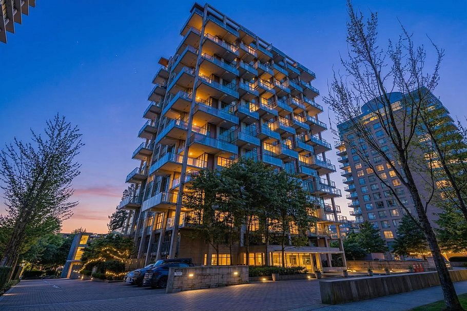 203 5782 Berton Avenue Vancouver, BC - 1