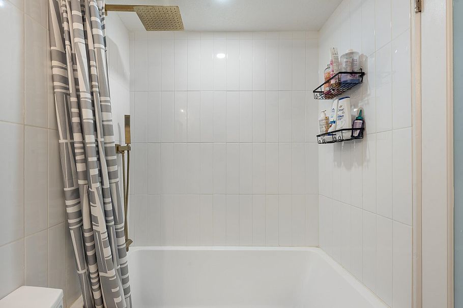 809 756 Great Northern Way Vancouver, BC - 10