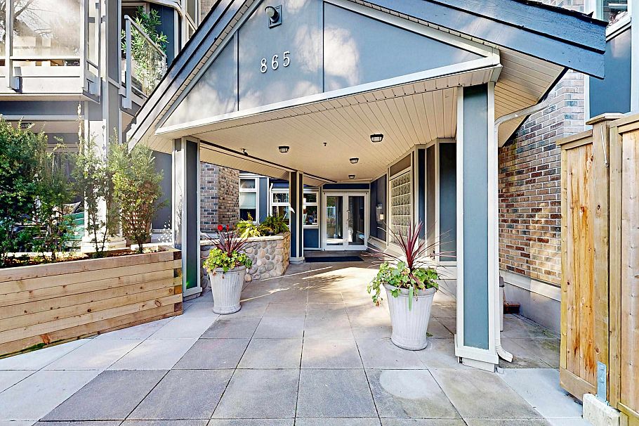 307 865 W 15th Avenue Vancouver, BC - 26