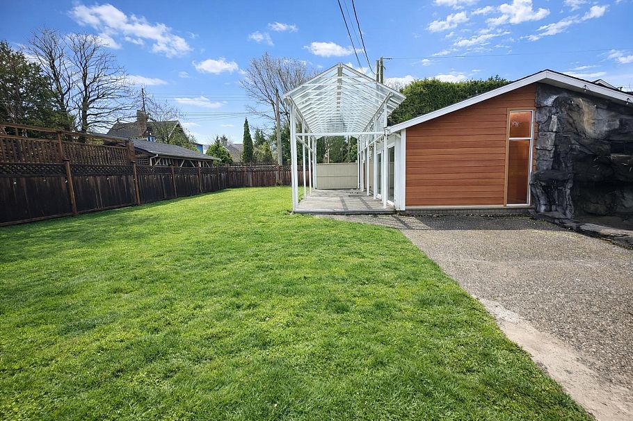 4450 Granville Street Vancouver, BC - 14