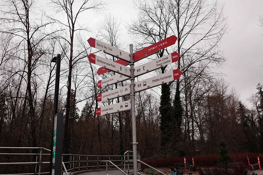 405 1401 Hunter Street North Vancouver, BC - 12