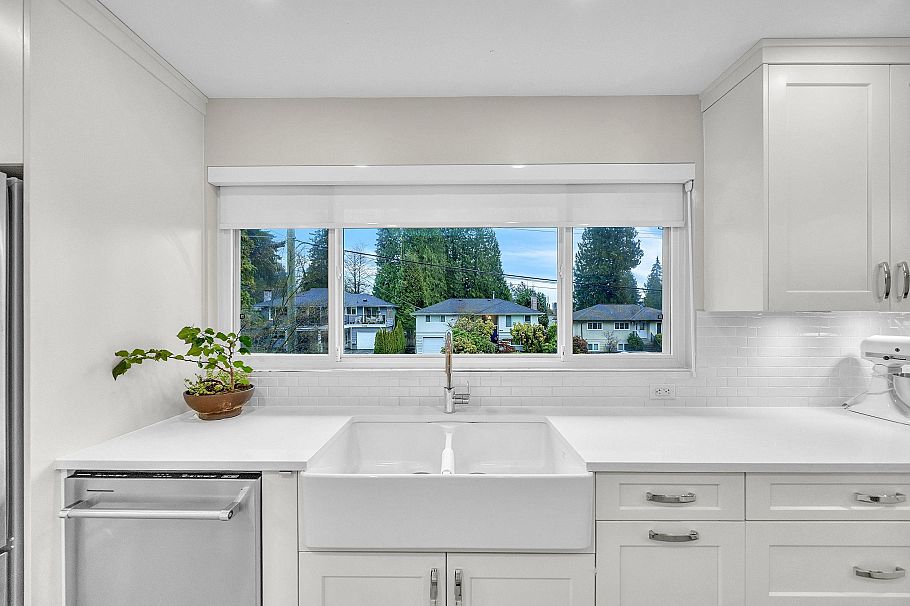 2841 Masefield Road North Vancouver, BC - 11