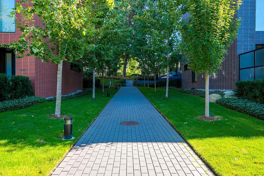 311 7228 Adera Street Vancouver, BC - 25