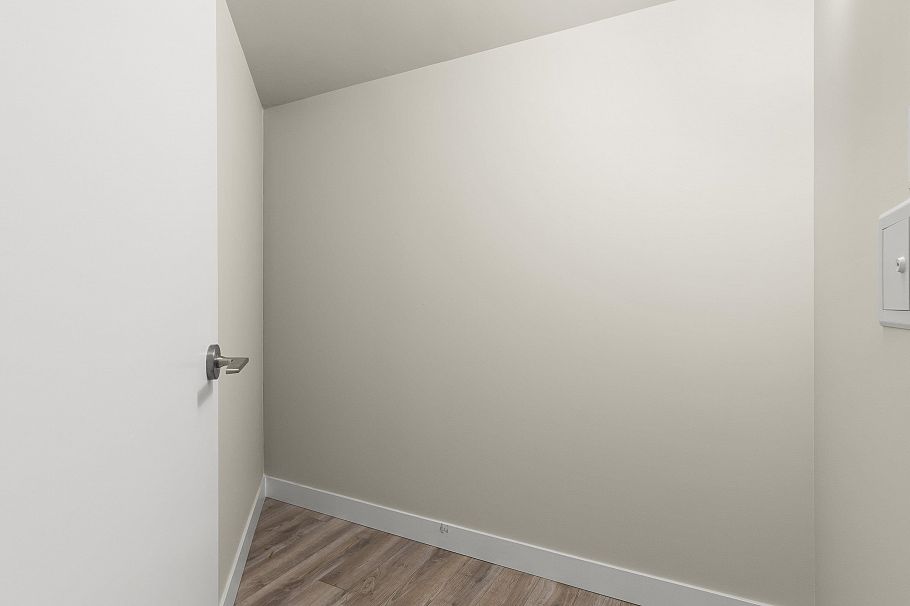 302 1323 Homer Street Vancouver, BC - 24