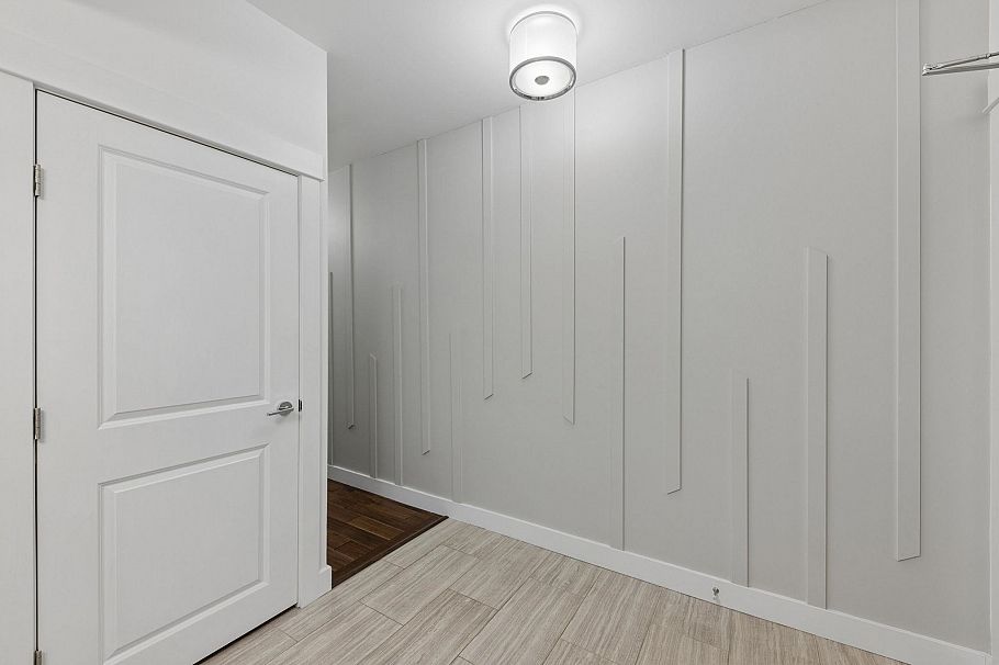 1603 188 E Esplanade Street North Vancouver, BC - 25