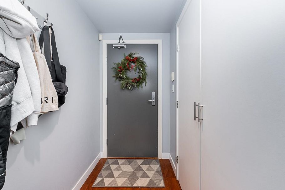 301 583 Beach Crescent Vancouver, BC - 14