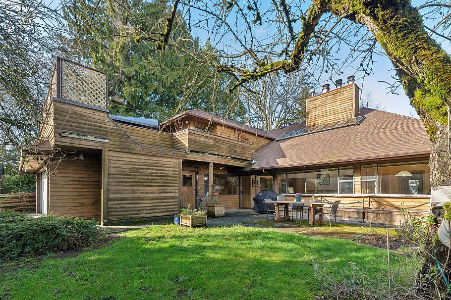 4436 W 11th Avenue Vancouver, BC - 25