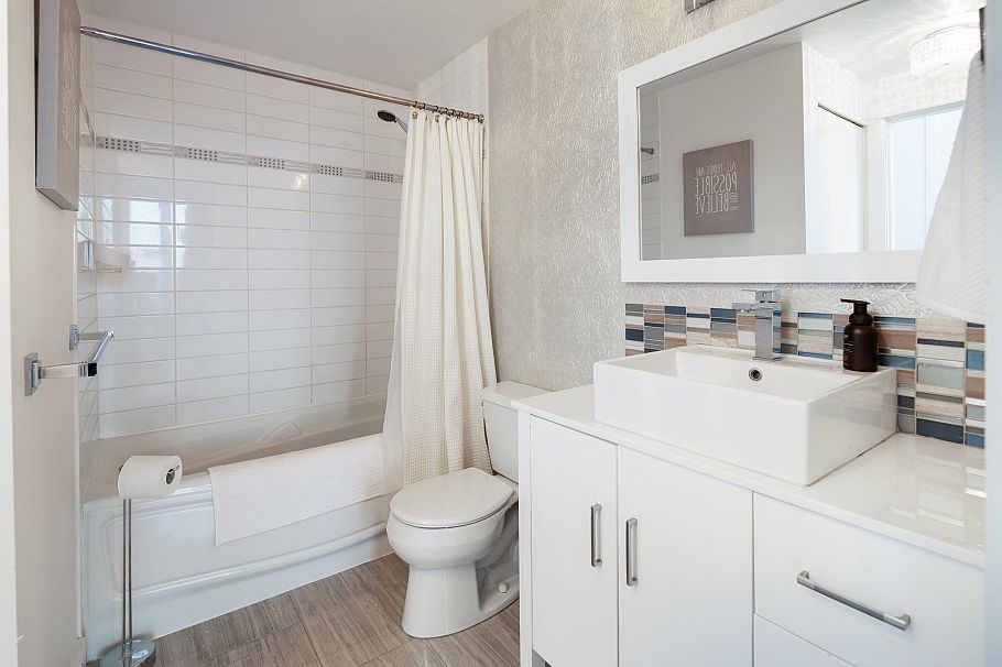 1603 188 E Esplanade Street North Vancouver, BC - 21