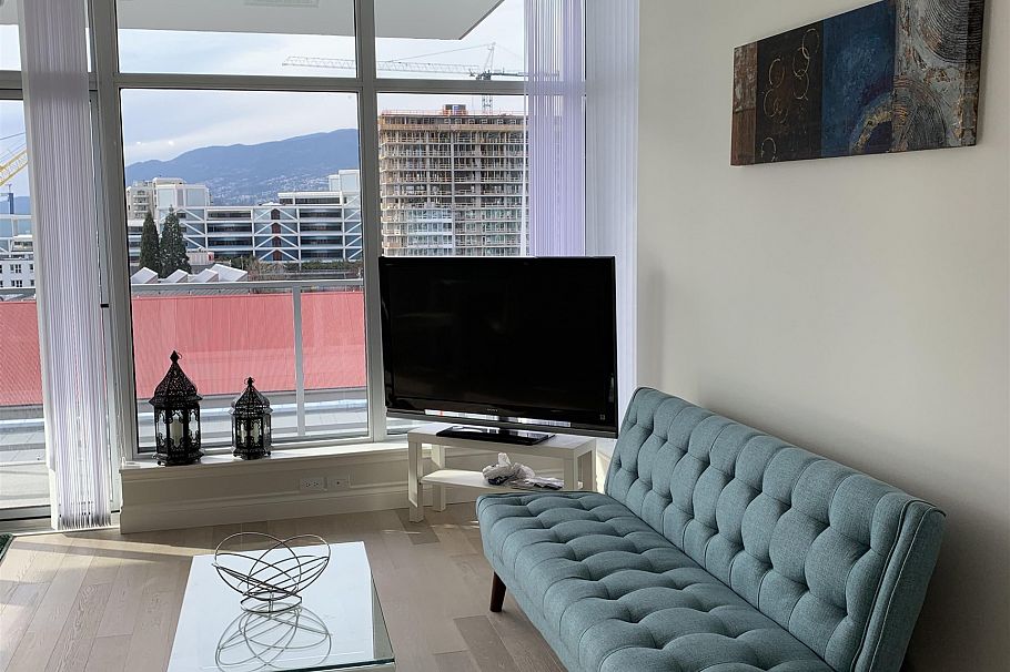 807 175 Victory Ship Way Vancouver, BC - 10