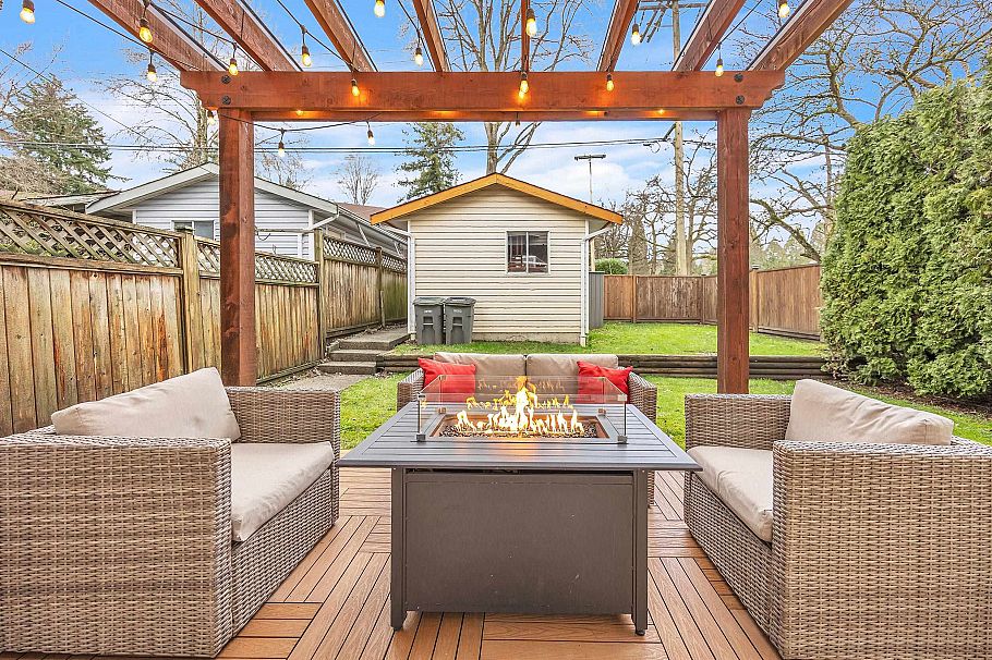 3539 Napier Street Vancouver, BC - 23