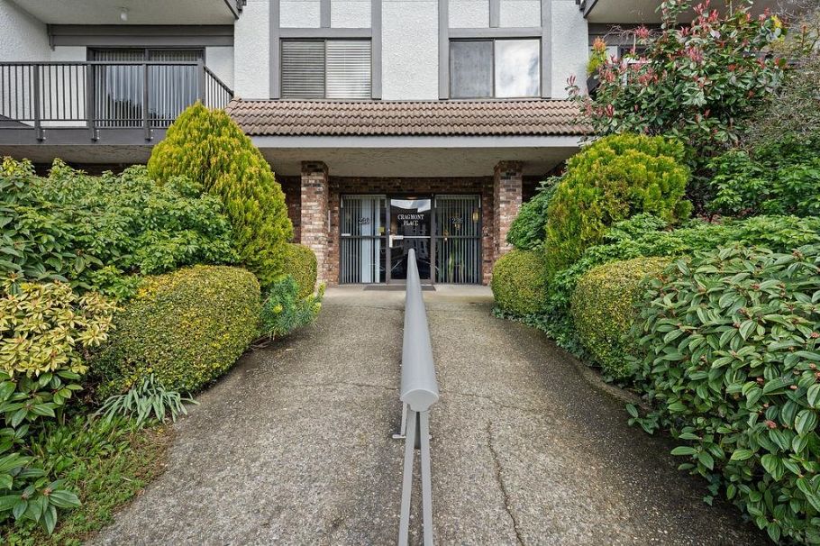 210 236 W 2nd Street North Vancouver, BC - 20