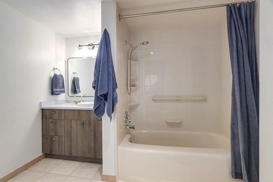 2306 4353 Halifax Street Burnaby, BC - 10