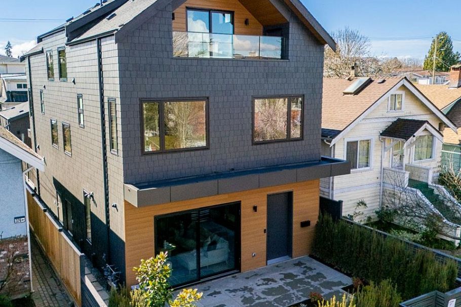 1 372 37 Avenue Vancouver, BC - 28