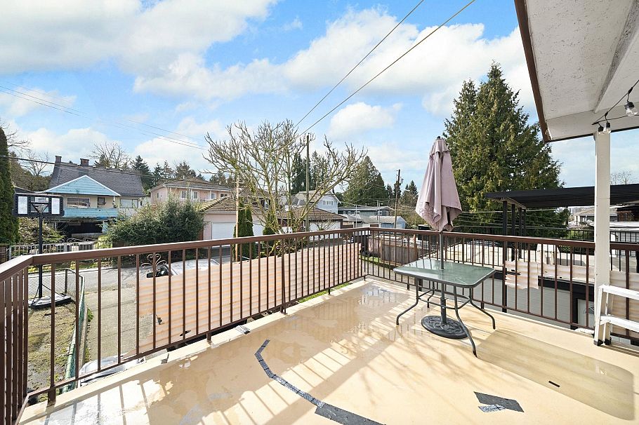 2540 E 24th Avenue Vancouver, BC - 34