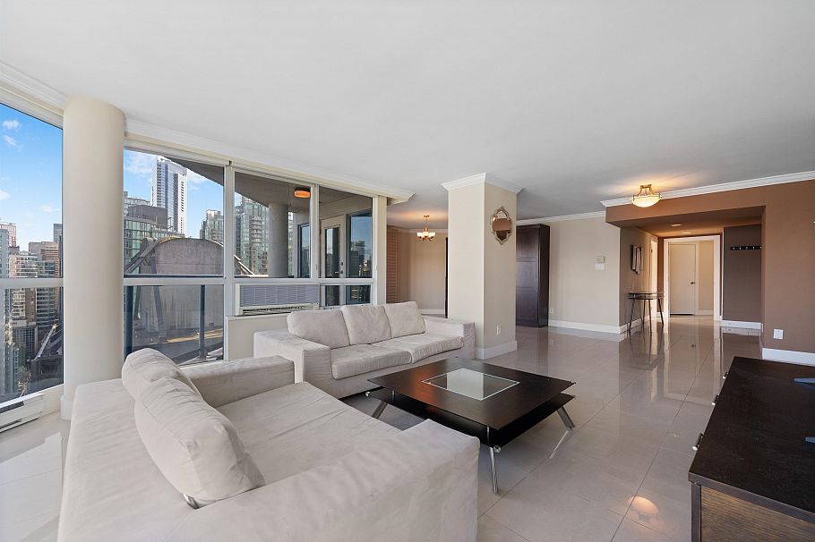 2303 1415 W Georgia Street Vancouver, BC - 6