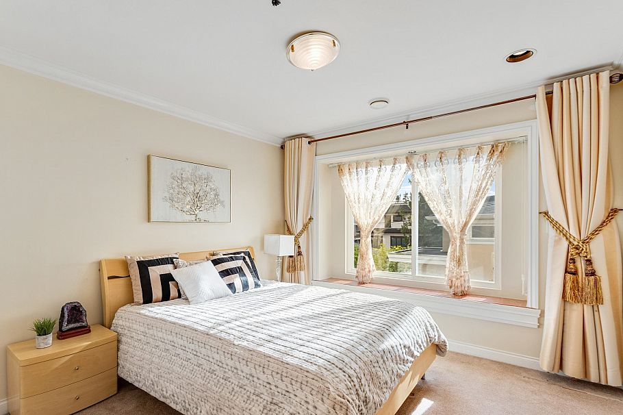 1088 W 42nd Avenue Vancouver, BC - 19