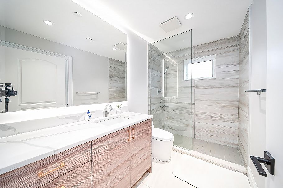 1 4085 W 41st Avenue Vancouver, BC - 30