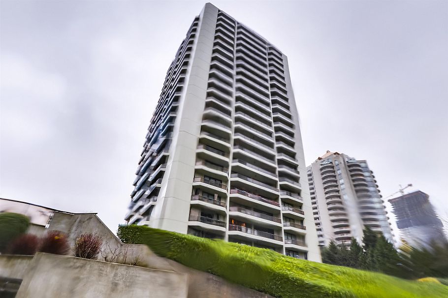 2306 4353 Halifax Street Burnaby, BC - 1