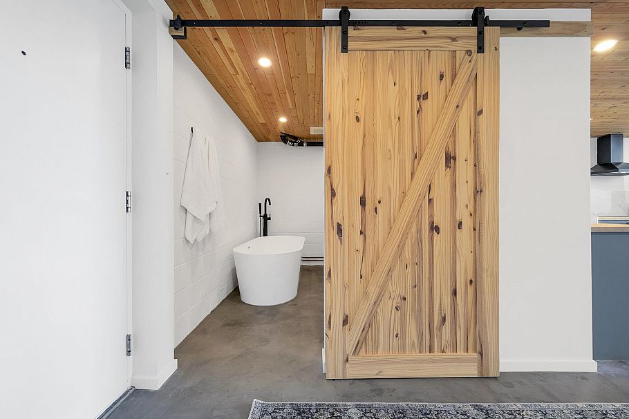 215 1220 E Pender Street Vancouver, BC - 20