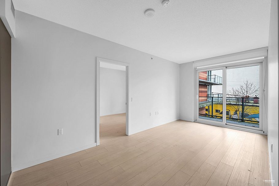 317 180 E 2nd Avenue Vancouver, BC - 2