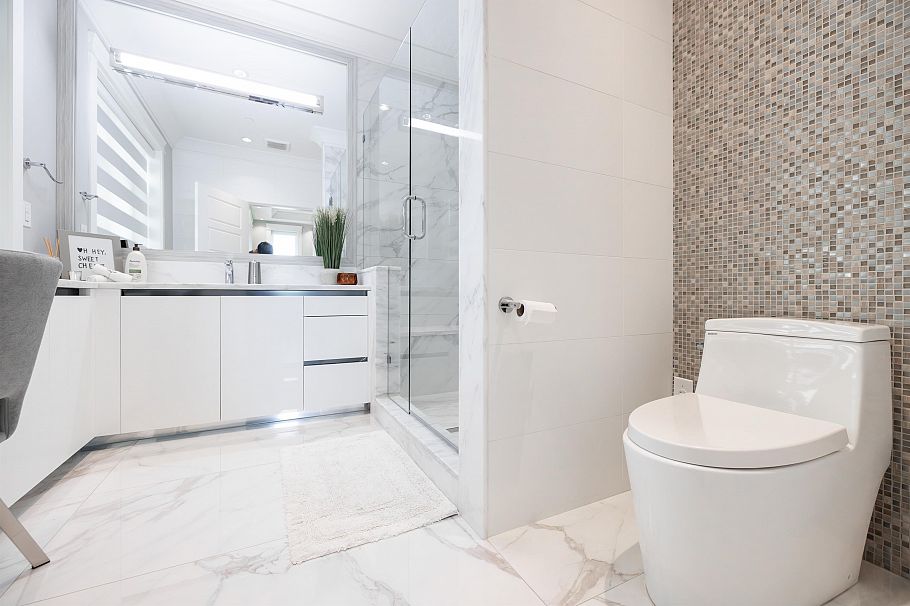 2388 E 2nd Avenue Vancouver, BC - 24