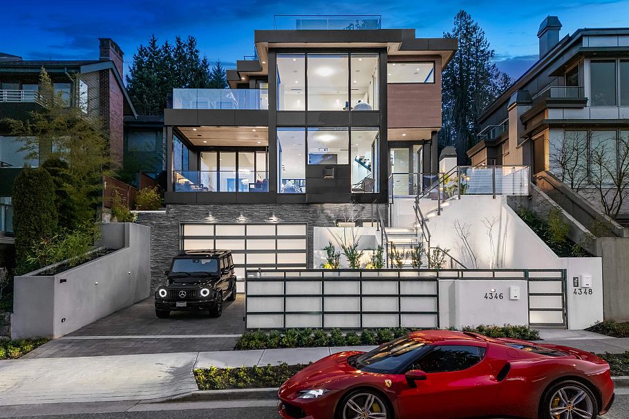 4346 Locarno Crescent Vancouver, BC - 1